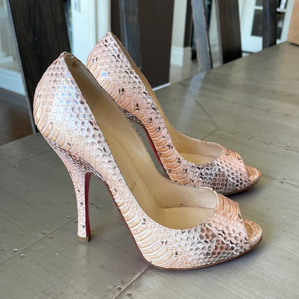 Christian louboutin maryl 120mm watersnake nude stiletto peep toe sz 38.5